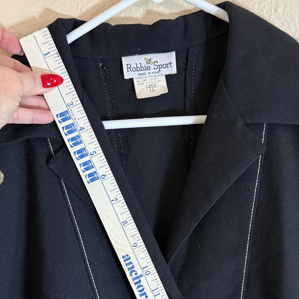 Vintage Black Button-Up Jacket - Picture 10 of 12